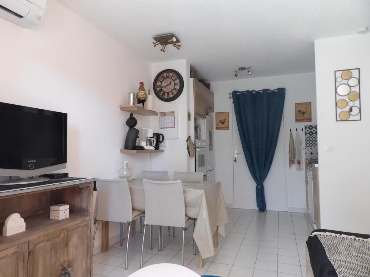 Appartement T2 Dans Residence Avec Piscine Et Tennis Saint-Raphaël Zewnętrze zdjęcie